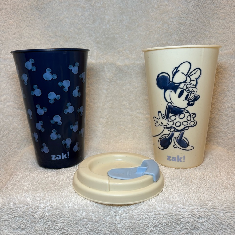 Zak! Disney Mickey and Minnie Mouse Tumblers With Interchangeable Lid